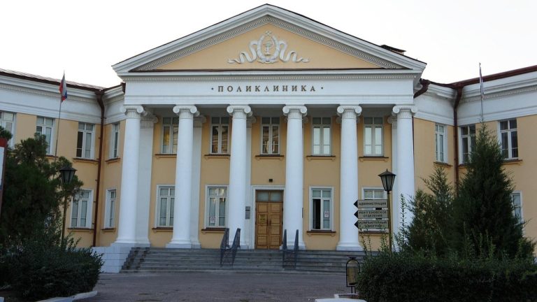 does russia have free healthcare