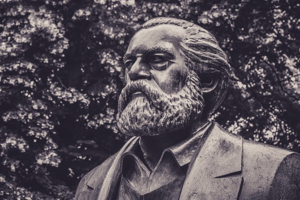 rise of communism in russia