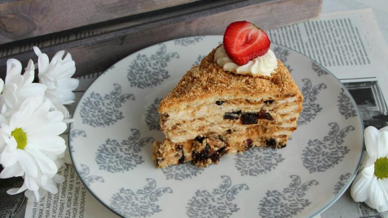 russian honey cake recipe